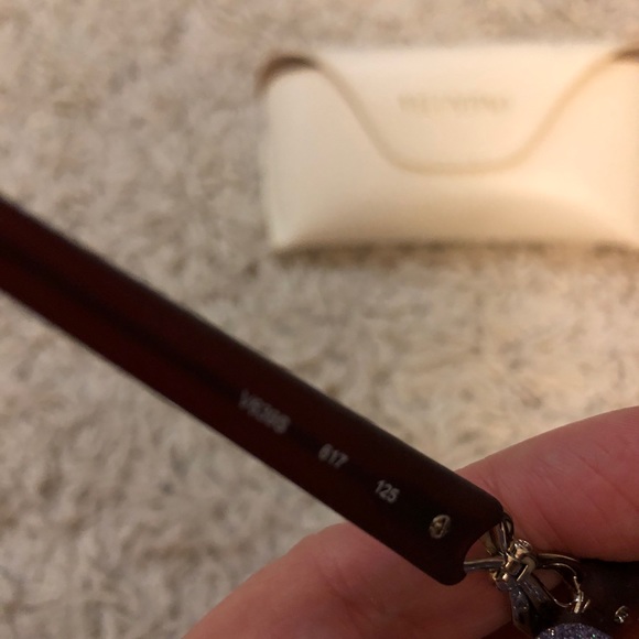 Never worn Valentino sunglasses - Picture 6 of 7